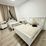 شقة Stylish & Relaxing Modernes Mit Privatparkplatz