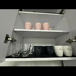 Stylish & Relaxing Modernes Mit Privatparkplatz شقة *