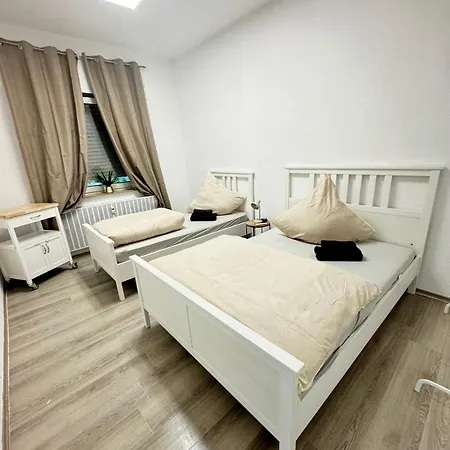 Апартаменты Stylish & Relaxing Modernes Mit Privatparkplatz