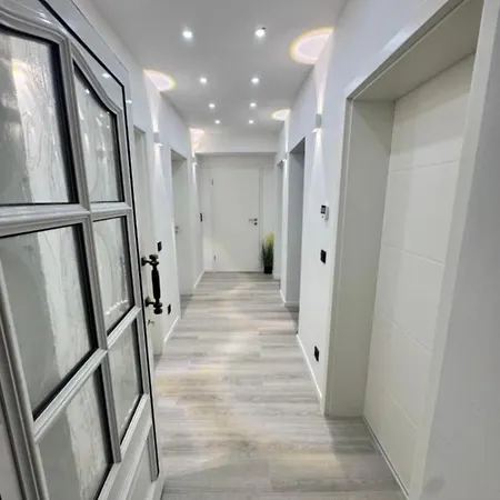 Apartment Stylish & Relaxing Modernes Mit Privatparkplatz