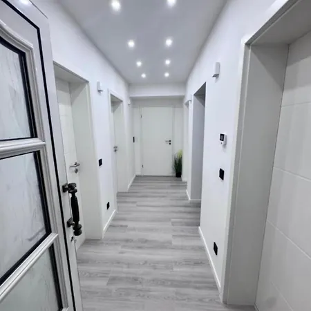 Apartment Stylish & Relaxing Modernes Mit Privatparkplatz